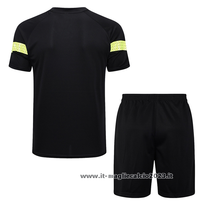 Tuta da Track
 Manchester City Manica Corta
 2022-2023 Nero
 - Pantaloncini
